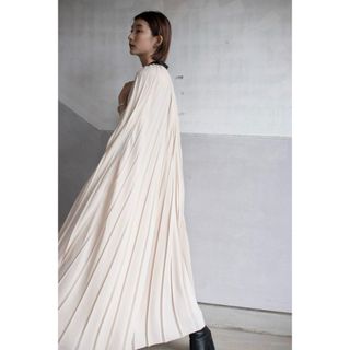PLEATS PLEASE ISSEY MIYAKE(ロングワンピース/マキシ PLEATS PLEASE ISSEY MIYAKE(ロングワンピース/マキシ