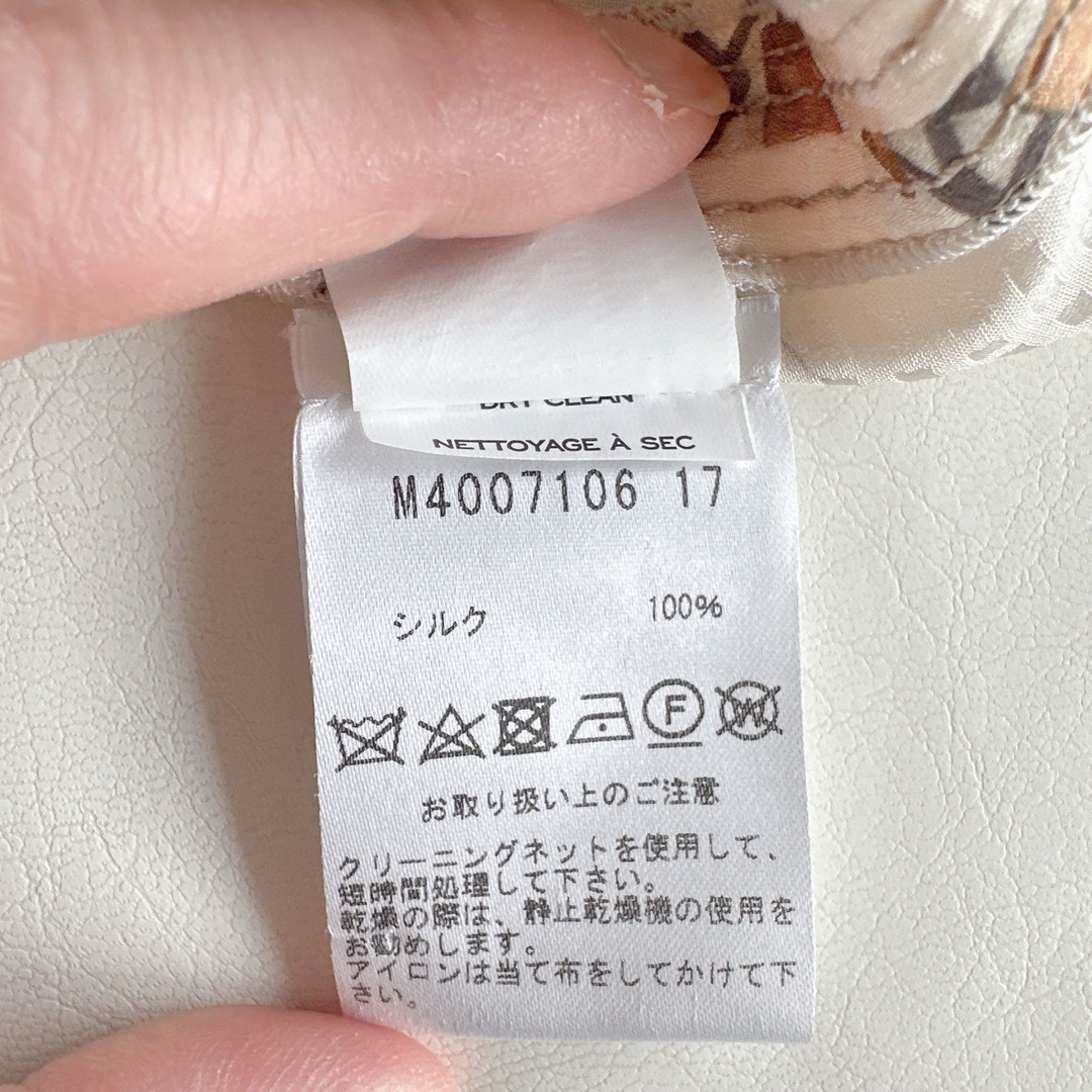 MARC JACOBS - マークジェイコブス アイボリー ワンピースの通販 MARC JACOBS - マークジェイコブス アイボリー ワンピースの通販