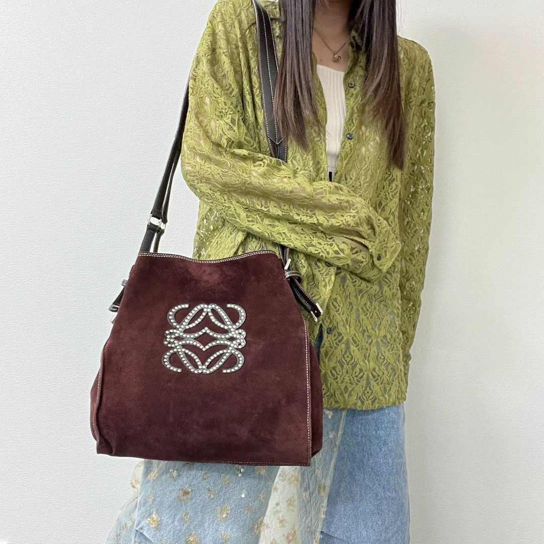 LOEWE - LOEWE ロエベ アナグラム ショルダーバッグ 肩掛け LOEWE - LOEWE ロエベ アナグラム ショルダーバッグ 肩掛け