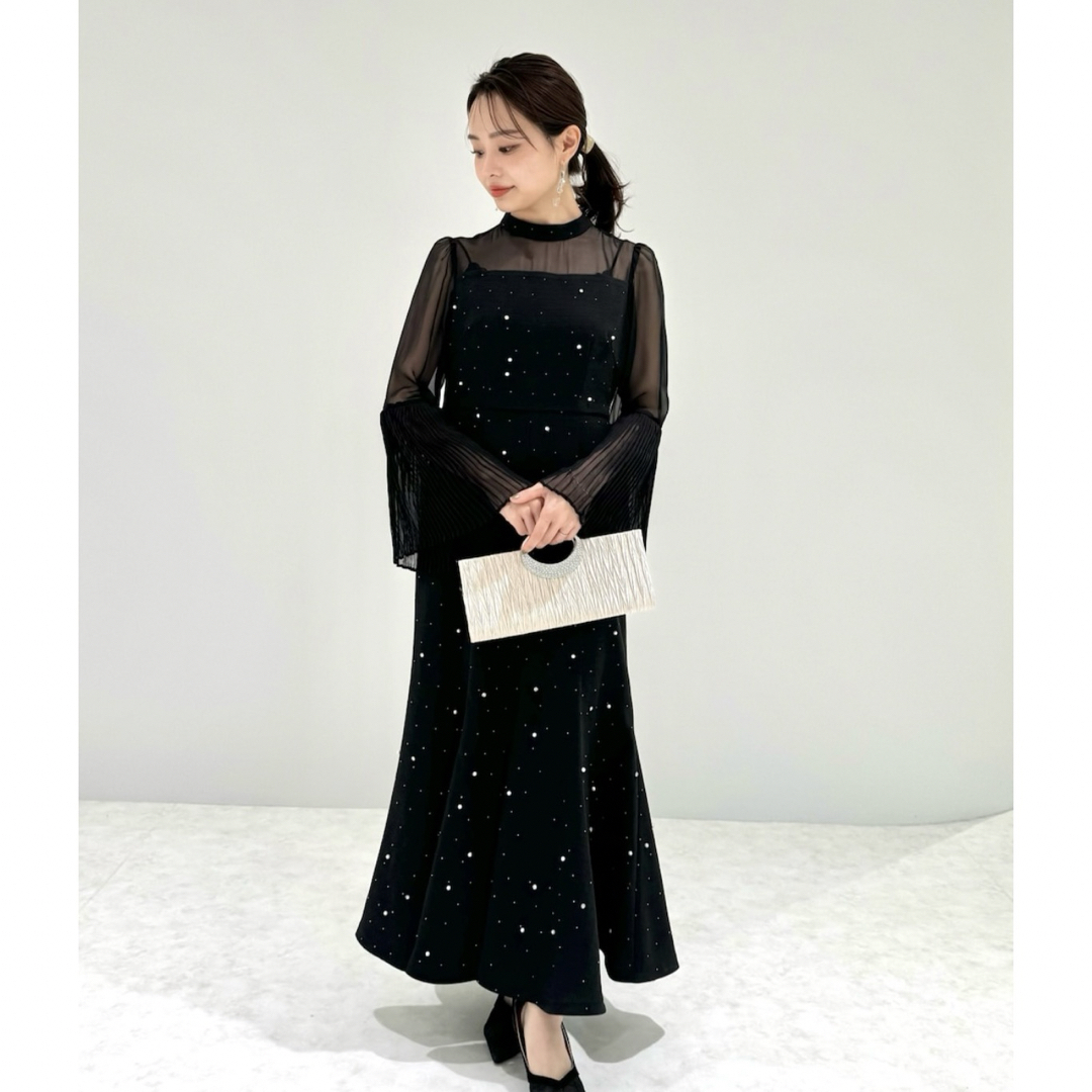 Leja - LEJA パールビジュー付き透け感プリーツフレアスリーブ Leja - LEJA パールビジュー付き透け感プリーツフレアスリーブ