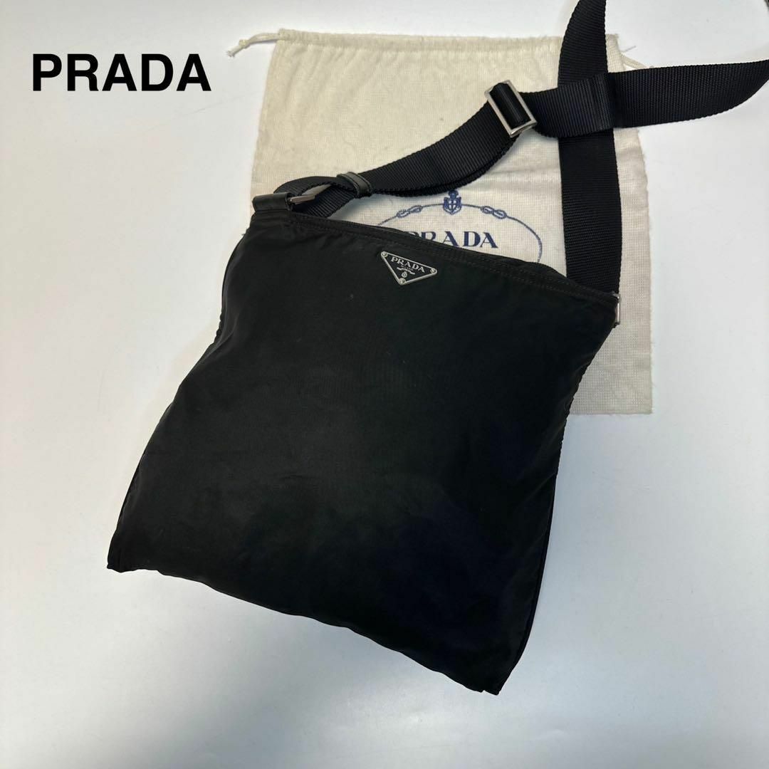 PRADA - m82【美品】プラダ 三角ロゴ ナイロン ブラック PRADA - m82【美品】プラダ 三角ロゴ ナイロン ブラック