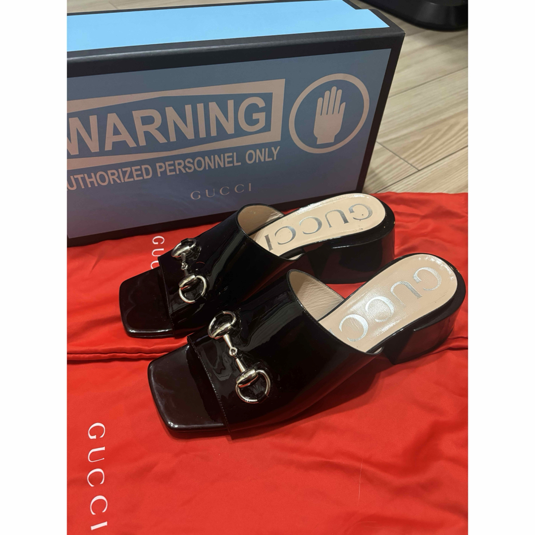 GUCCI - Gucci グッチ ホースビット サンダル 543188 ホース GUCCI - Gucci グッチ ホースビット サンダル 543188 ホース