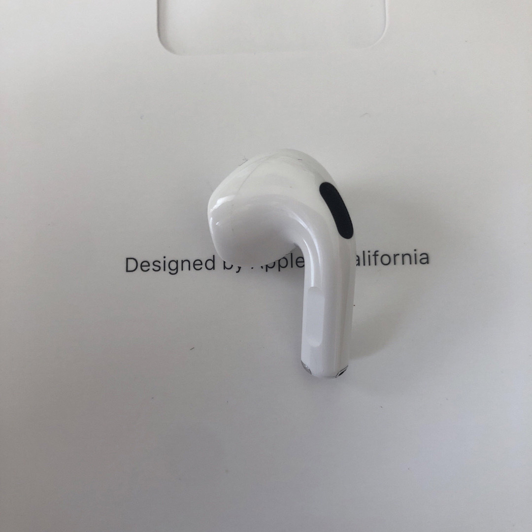 Apple - Apple AirPods 第4世代 A3056 左耳 左側 左の通販 by Apple - Apple AirPods 第4世代 A3056 左耳 左側 左の通販 by