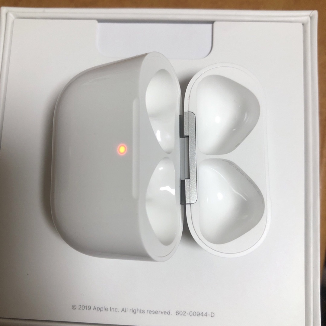 Apple - Apple AirPods 第4世代 A3058 充電ケースの通販 by 山口 Apple - Apple AirPods 第4世代 A3058 充電ケースの通販 by 山口