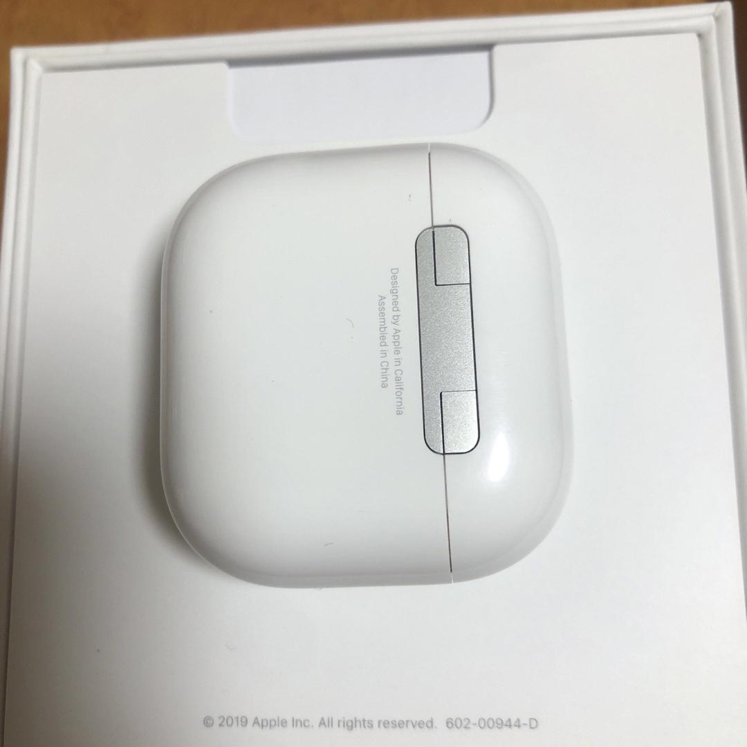 Apple - Apple AirPods 第4世代 A3058 充電ケースの通販 by 山口 Apple - Apple AirPods 第4世代 A3058 充電ケースの通販 by 山口
