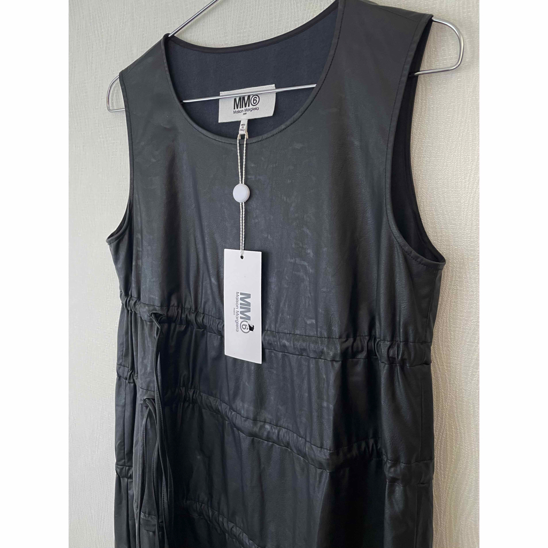 MM6 - 【新品】MM6 MaisonMargiela フェイクレザー ワンピースの MM6 - 【新品】MM6 MaisonMargiela フェイクレザー ワンピースの