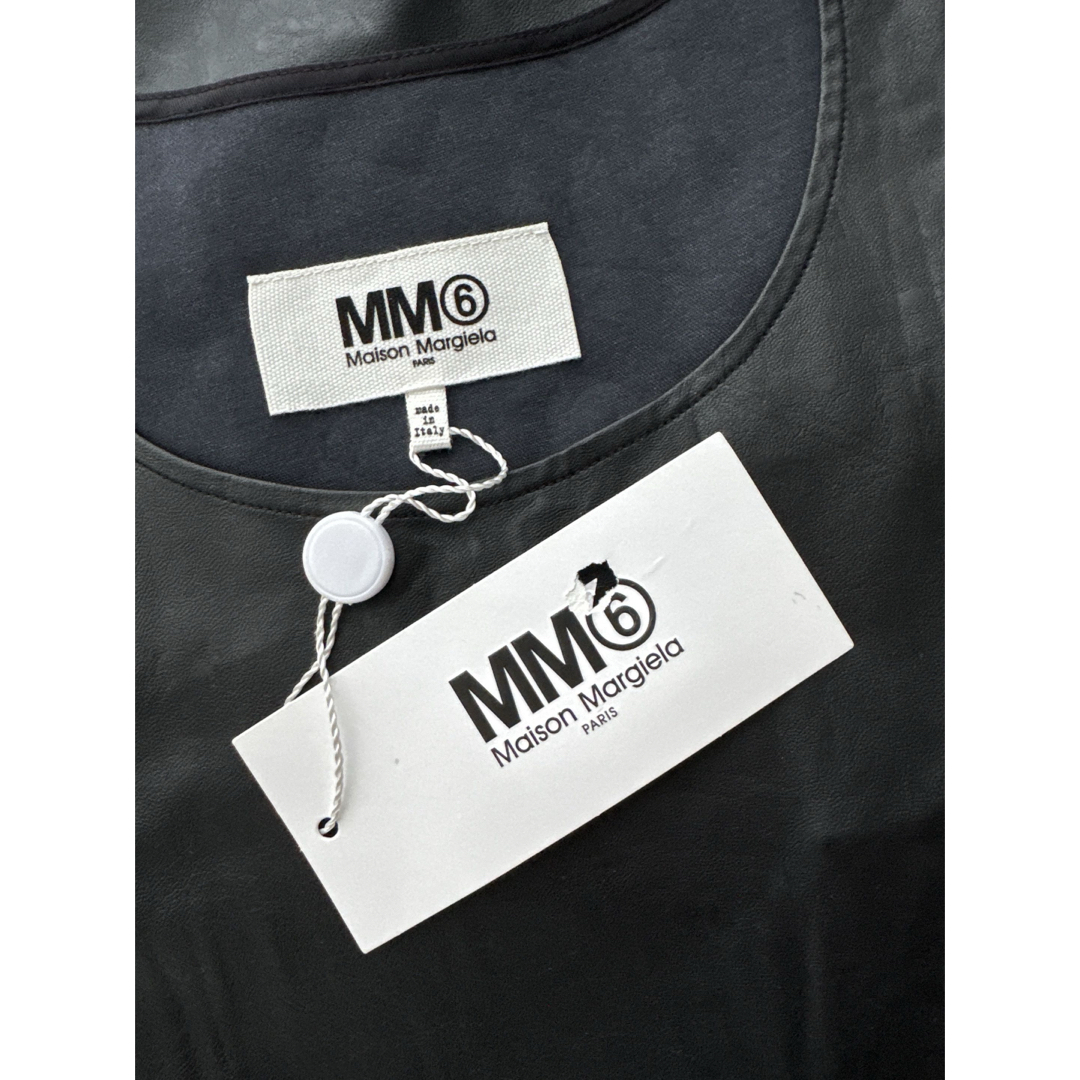 MM6 - 【新品】MM6 MaisonMargiela フェイクレザー ワンピースの MM6 - 【新品】MM6 MaisonMargiela フェイクレザー ワンピースの