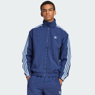 adidas(ジャージ ・ ブルー・ネイビー/青色系)のフリマ adidas(ジャージ ・ ブルー・ネイビー/青色系)のフリマ