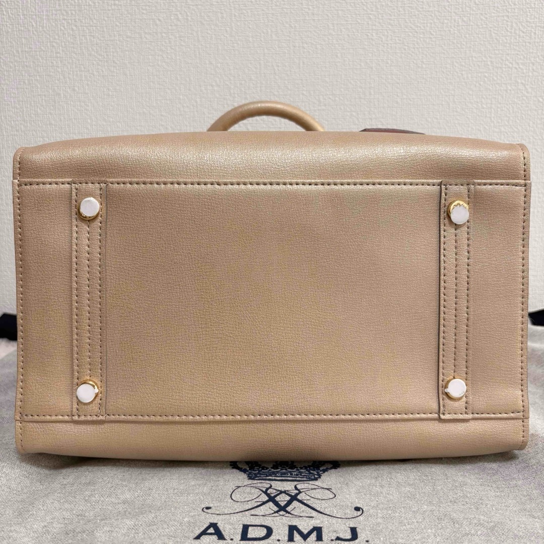 A.D.M.J. - 【極美品】A.D.M.J. レザーショルダーバッグ 2way A.D.M.J. - 【極美品】A.D.M.J. レザーショルダーバッグ 2way