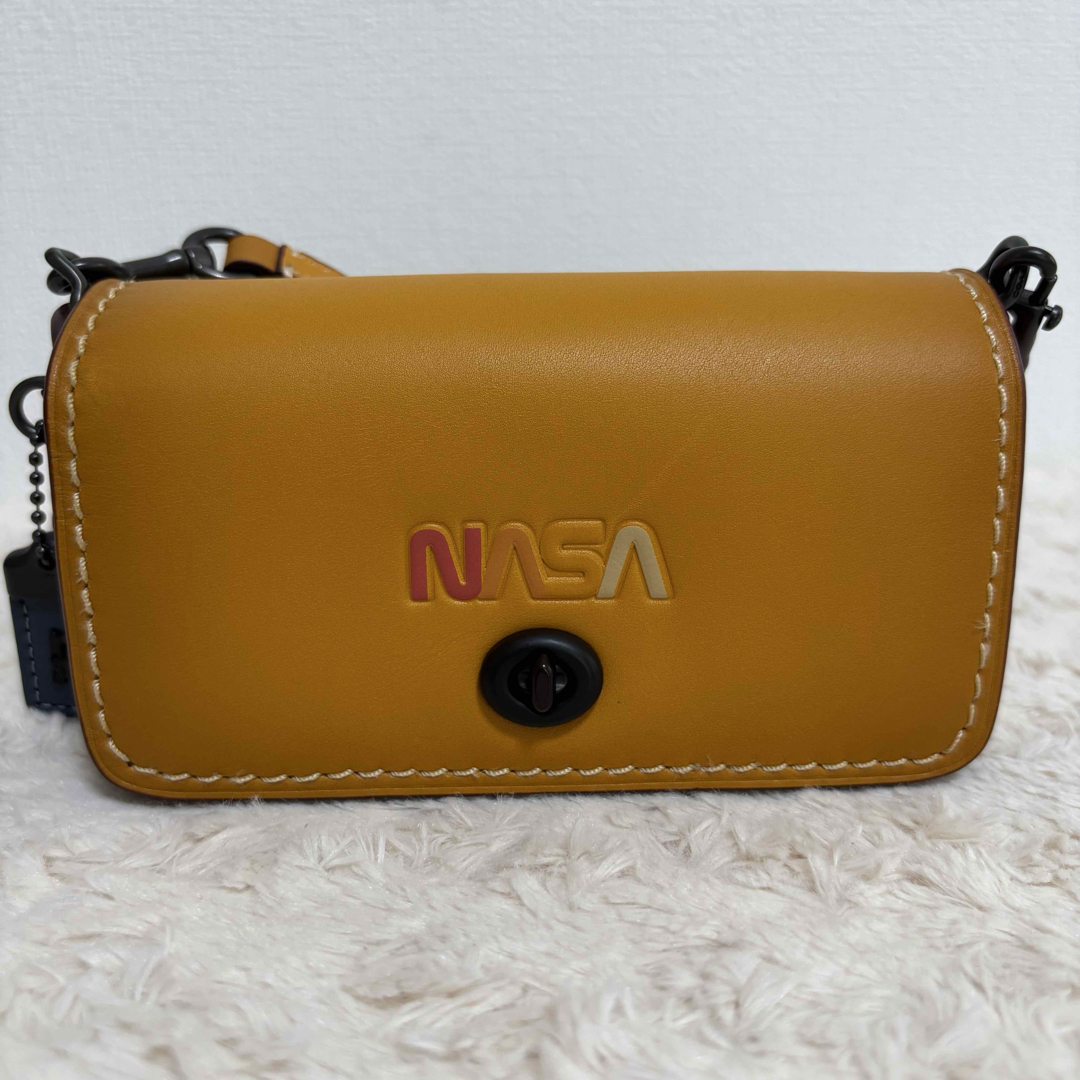 COACH - 【美品】COACH コーチ NASAコラボ レザーショルダー COACH - 【美品】COACH コーチ NASAコラボ レザーショルダー