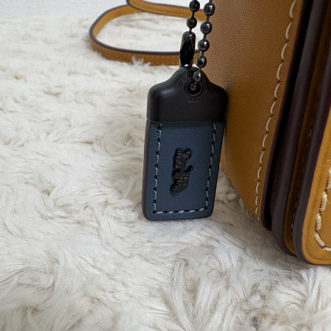 COACH - 【美品】COACH コーチ NASAコラボ レザーショルダー COACH - 【美品】COACH コーチ NASAコラボ レザーショルダー