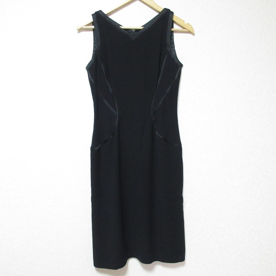 Max Mara - 美品 Max Mara マックスマーラ Vネック ノースリーブ Max Mara - 美品 Max Mara マックスマーラ Vネック ノースリーブ