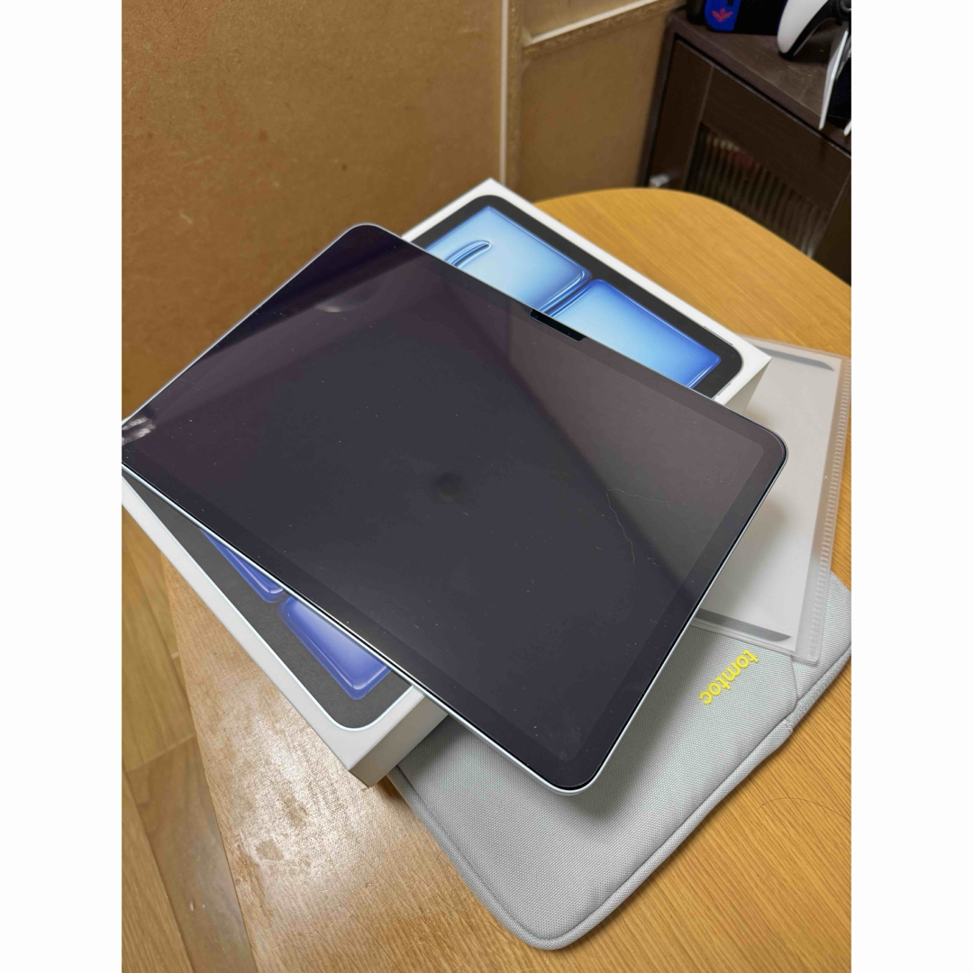 iPad - ほぼ未使用 11インチ iPad Air (M2) 本体 ブルーの通販 iPad - ほぼ未使用 11インチ iPad Air (M2) 本体 ブルーの通販