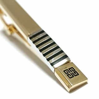 GIVENCHY(ネクタイピン)のフリマアイテム一覧 GIVENCHY(ネクタイピン)のフリマアイテム一覧