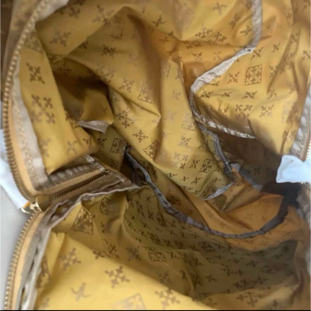 Russet - タグ付き 未使用 ラシット russet ナイロン レザー Russet - タグ付き 未使用 ラシット russet ナイロン レザー