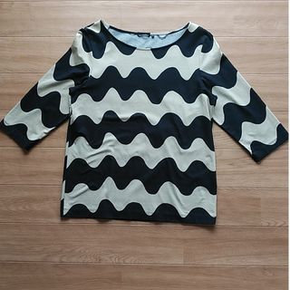 marimekko - マリメッコ ボーダー 長袖 Tシャツ XS ブラック marimekko - マリメッコ ボーダー 長袖 Tシャツ XS ブラック