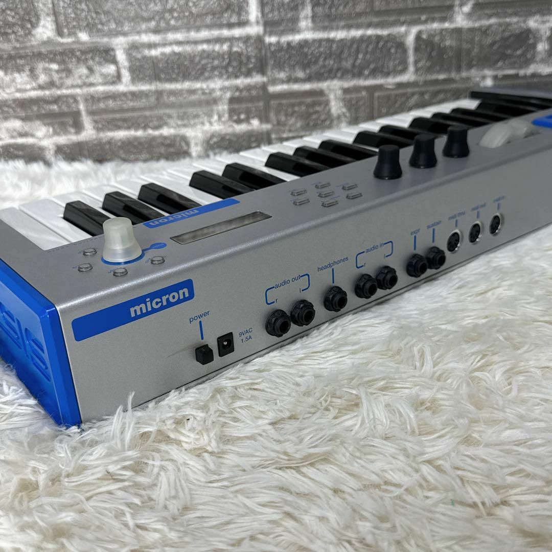 限定カラー!ALESIS MICRON アナログモデリングシンセサイザー 限定カラー!ALESIS MICRON アナログモデリングシンセサイザー