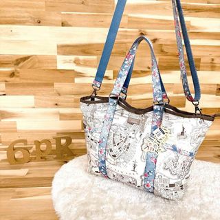LeSportsac(花柄 ・ ショルダーバッグ)のフリマアイテム一覧 LeSportsac(花柄 ・ ショルダーバッグ)のフリマアイテム一覧
