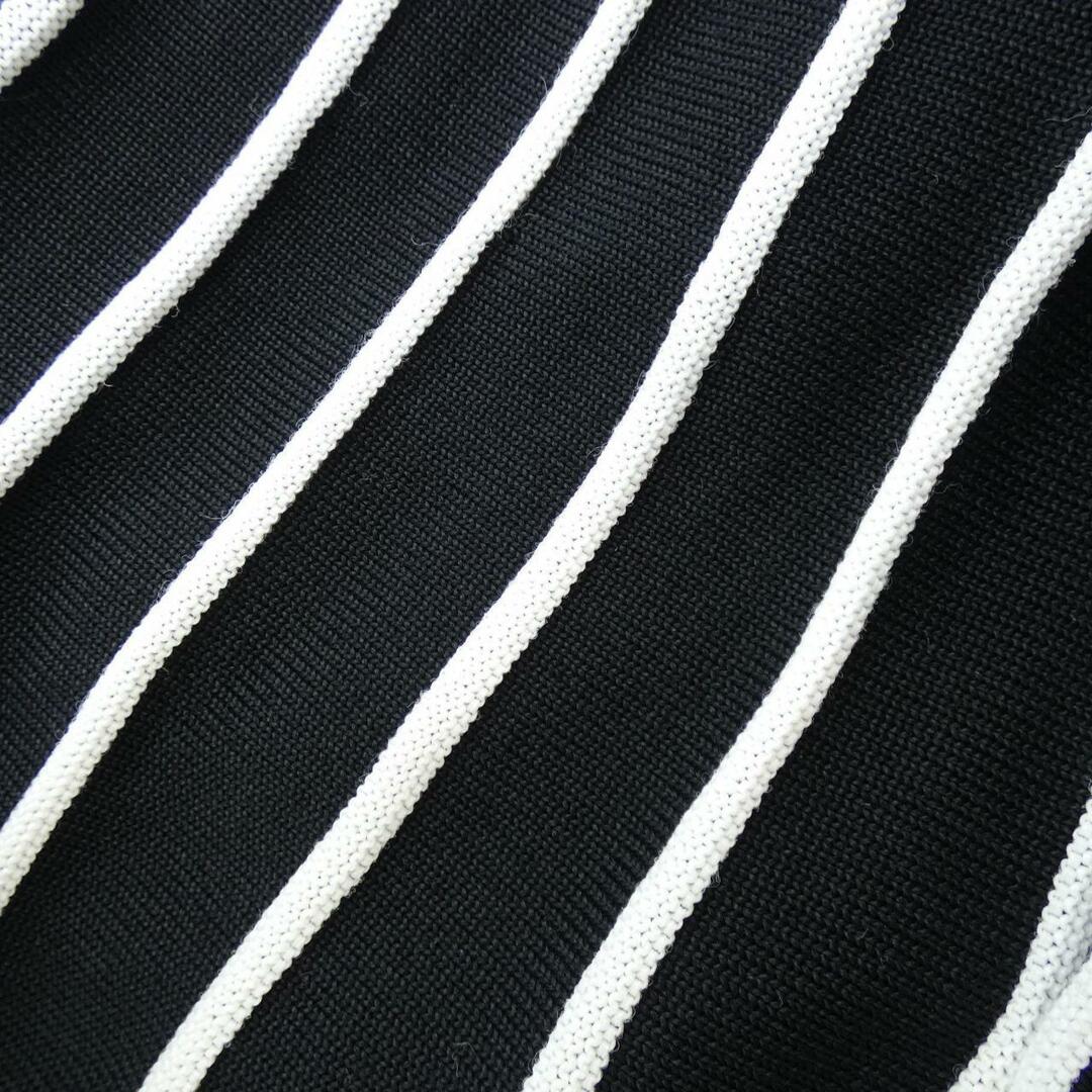 René - ルネ RENE スカートの通販 by KOMEHYO ONLINE ラクマ店 René - ルネ RENE スカートの通販 by KOMEHYO ONLINE ラクマ店