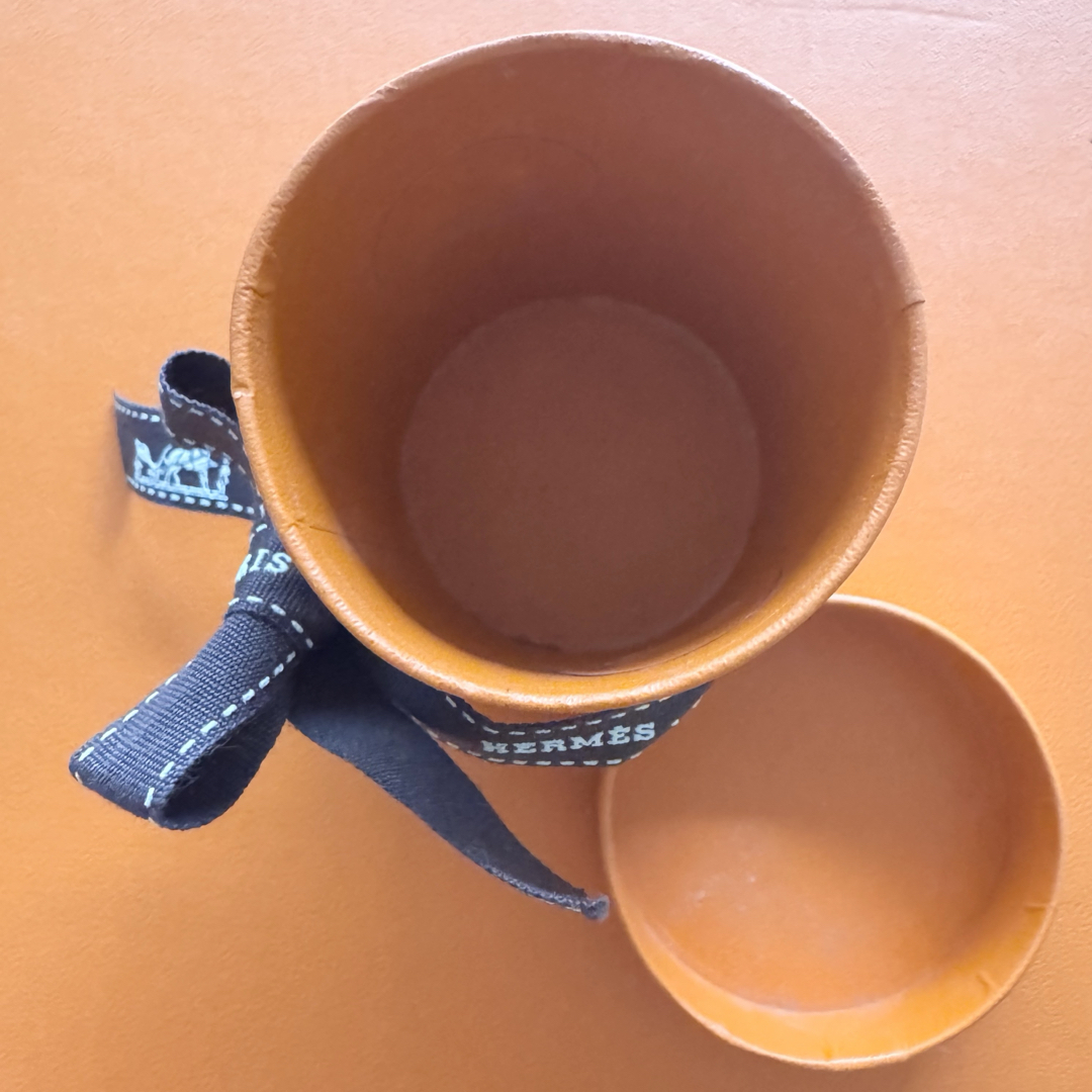 HERMES - エルメス HERMÈS ツイリー 箱 hermes オレンジボックス HERMES - エルメス HERMÈS ツイリー 箱 hermes オレンジボックス