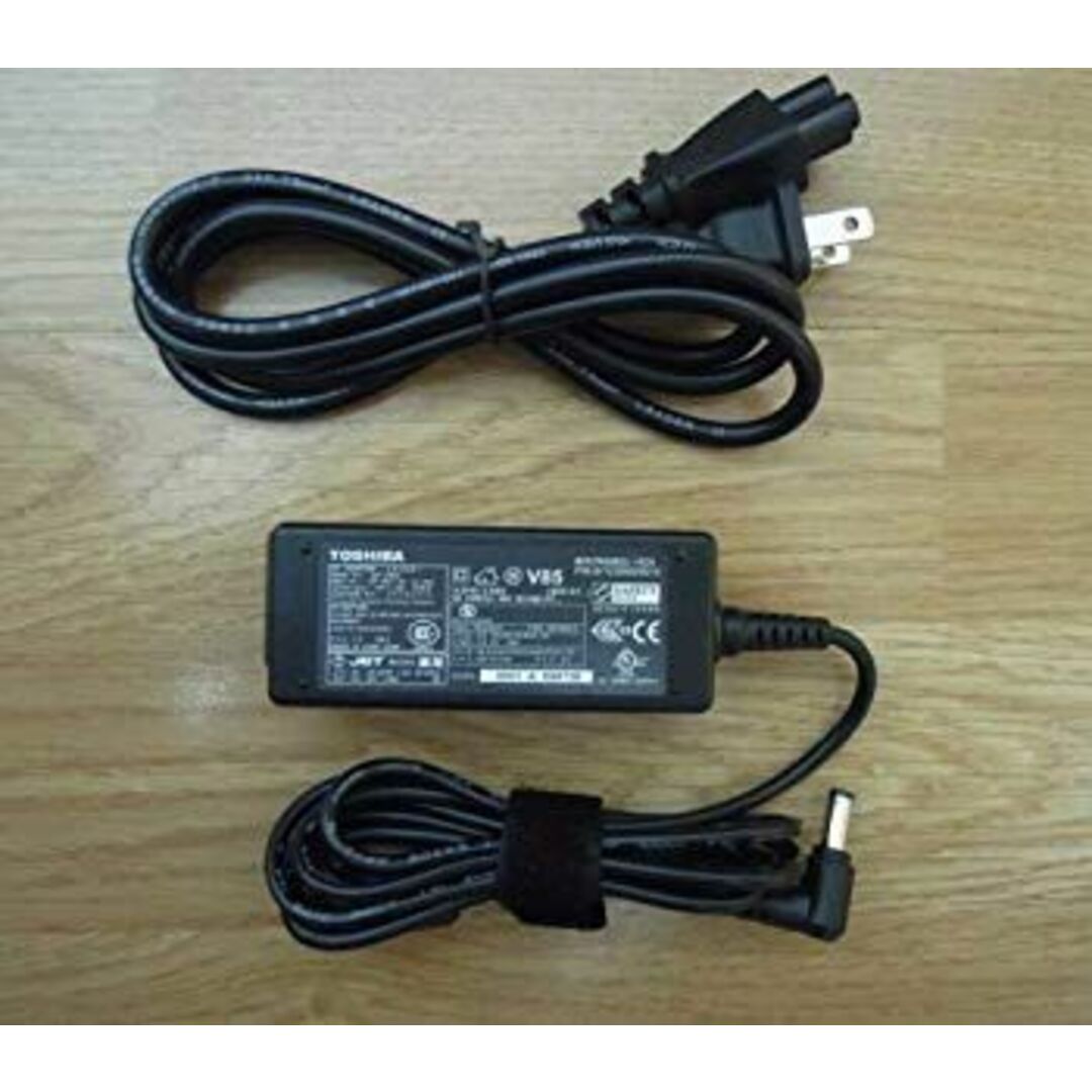 (未使用・未開封品) 東芝 Toshiba dynabook UX シリーズ向け 19V 1.58A 30W 互換ACアダプター (PA3743U-1ACA) p1m72rm スマホ/家電/カメラのPC/タブレット(PC周辺機器)の商品写真