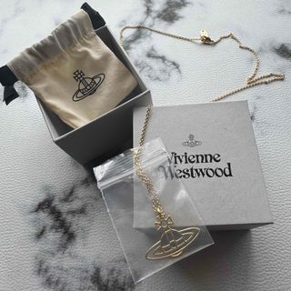 Vivienne Westwood - 2点セット ハートネックレスブラック Vivienne Westwood - 2点セット ハートネックレスブラック