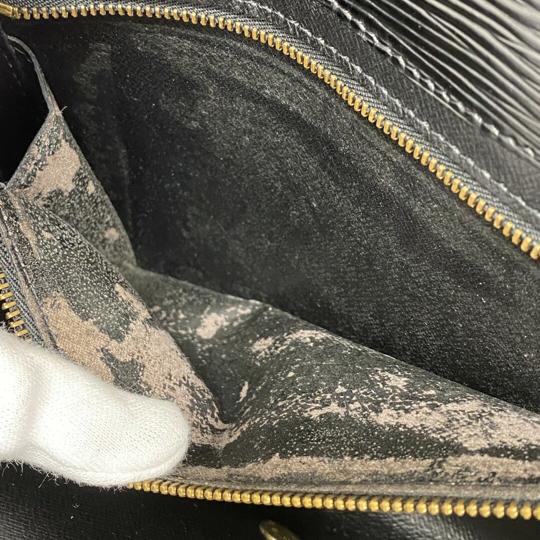 LOUIS VUITTON - 【5db2739】ルイヴィトン クラッチバッグ エピ LOUIS VUITTON - 【5db2739】ルイヴィトン クラッチバッグ エピ
