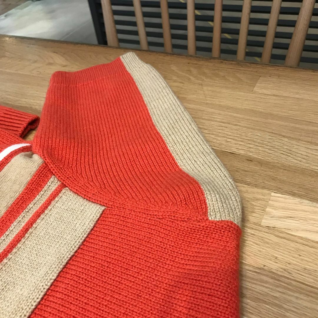 LOUIS VUITTON - 超美品 ルイヴィトン LVインタルシア 半袖 LOUIS VUITTON - 超美品 ルイヴィトン LVインタルシア 半袖
