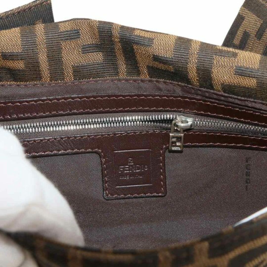 FENDI - 新品同様 フェンディ FENDI ズッカ柄 マンマバゲット FENDI - 新品同様 フェンディ FENDI ズッカ柄 マンマバゲット