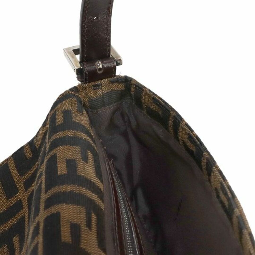 FENDI - 新品同様 フェンディ FENDI ズッカ柄 マンマバゲット FENDI - 新品同様 フェンディ FENDI ズッカ柄 マンマバゲット