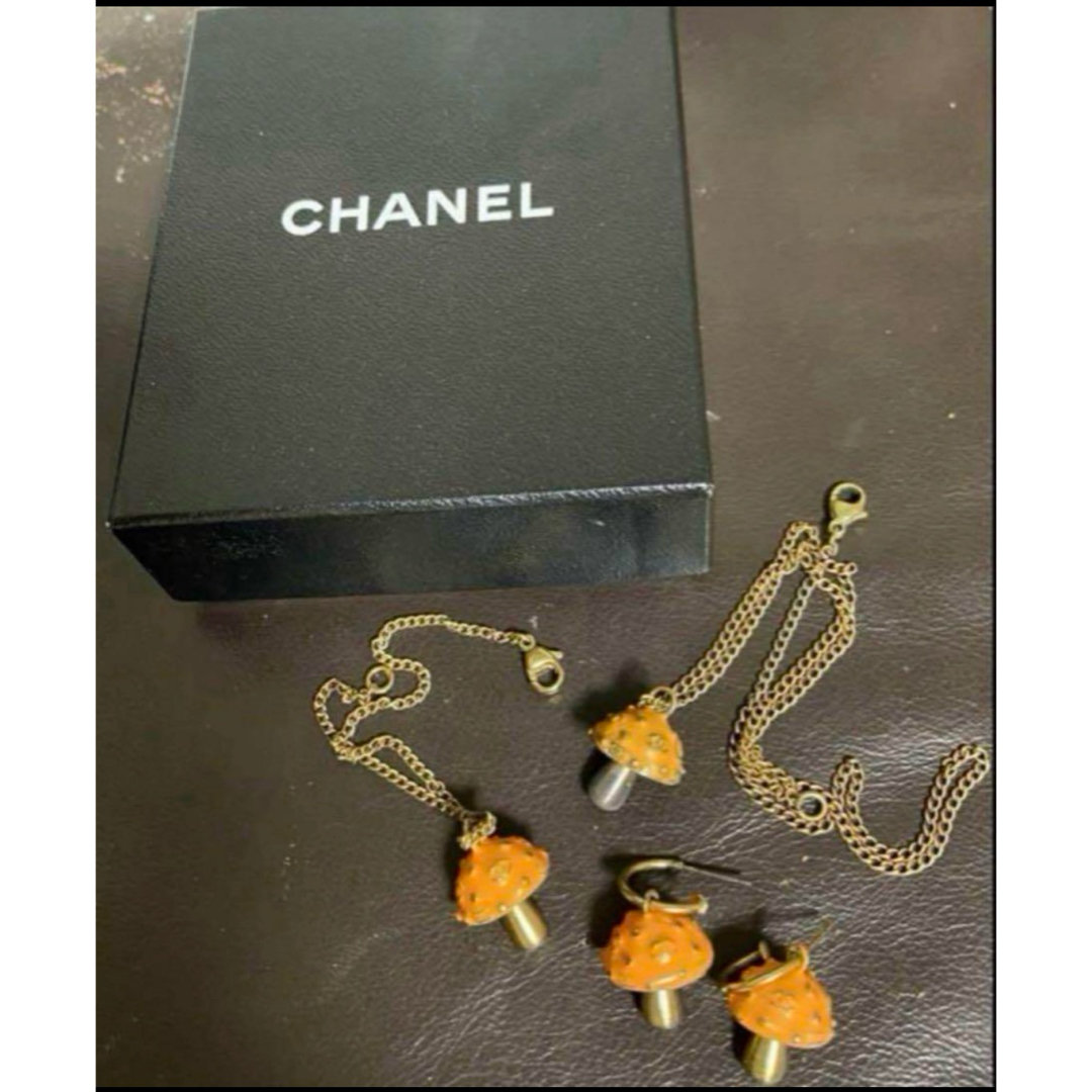 CHANEL - CHANEL 03S きのこ アクセサリーセット ピアス CHANEL - CHANEL 03S きのこ アクセサリーセット ピアス