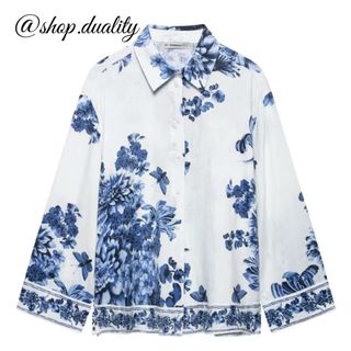 👚4月新作☘️17020◆フラワー 花柄  蝶柄 シャツ ブラウス(シャツ/ブラウス(長袖/七分))