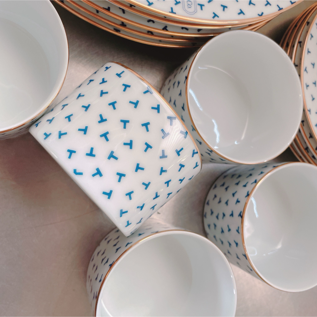 Tiffany & Co. - ティファニー Tiffany 食器15点セットの通販 by Tiffany & Co. - ティファニー Tiffany 食器15点セットの通販 by