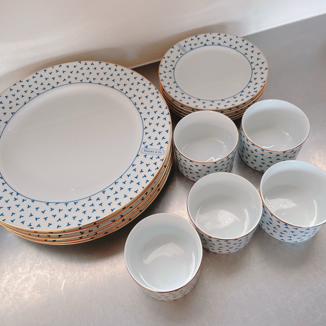 Tiffany & Co. - ティファニー Tiffany 食器15点セットの通販 by Tiffany & Co. - ティファニー Tiffany 食器15点セットの通販 by