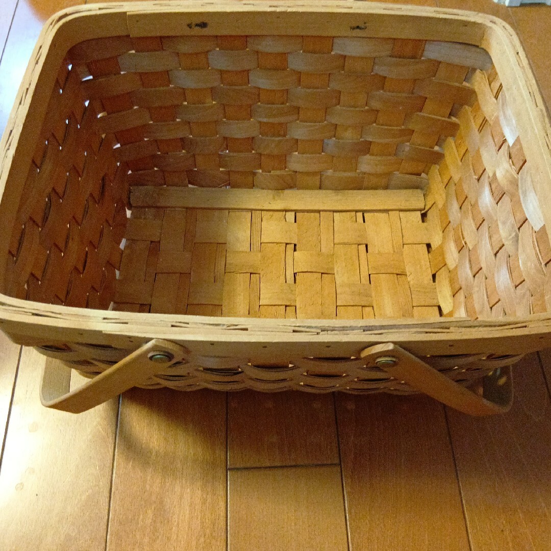 VINTAGE - 木製 スライスウッド ラタンバスケット取手付き VINTAGE - 木製 スライスウッド ラタンバスケット取手付き