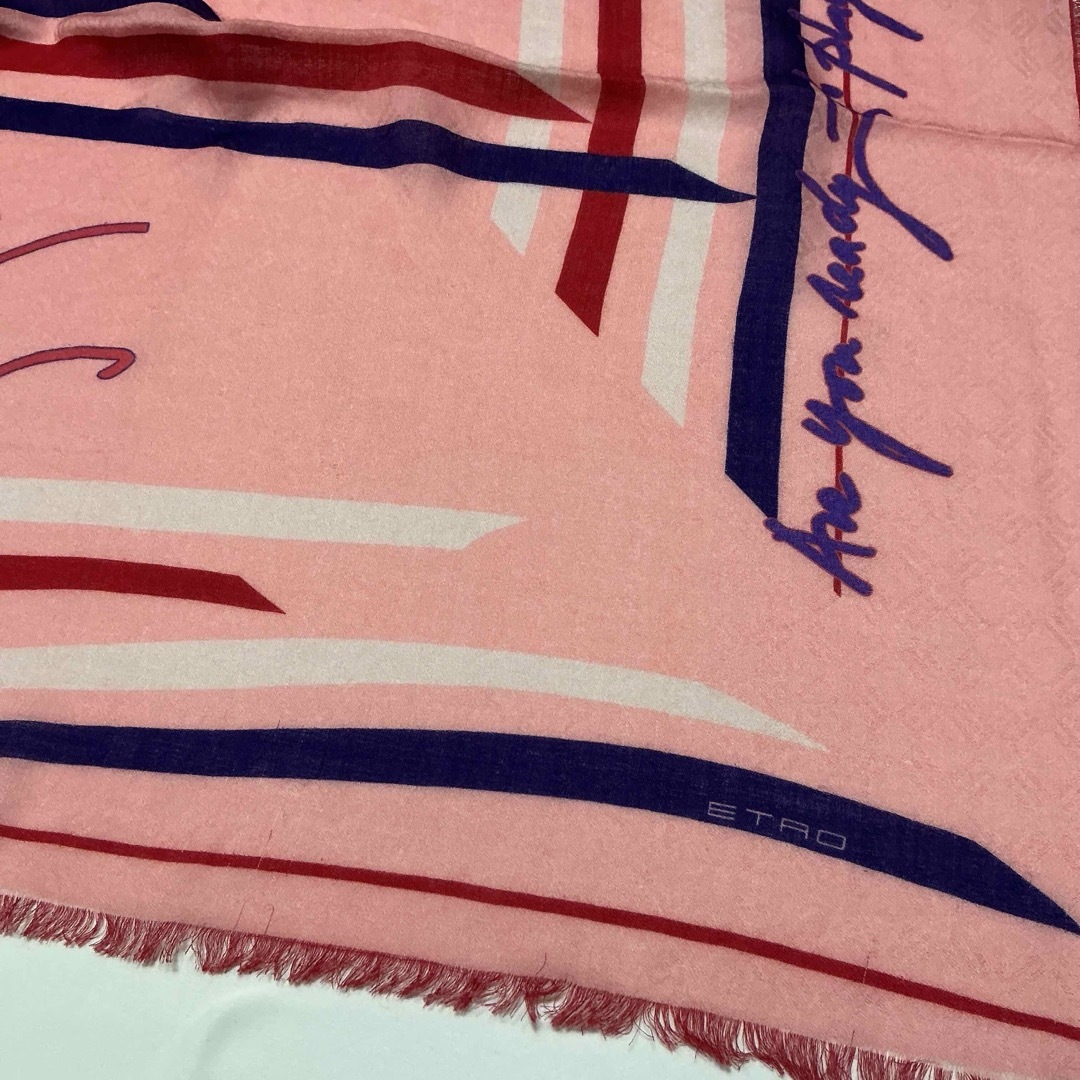 ETRO - 洗練されたデザイン ETRO 正規品 大判ショール 約140×140 ETRO - 洗練されたデザイン ETRO 正規品 大判ショール 約140×140