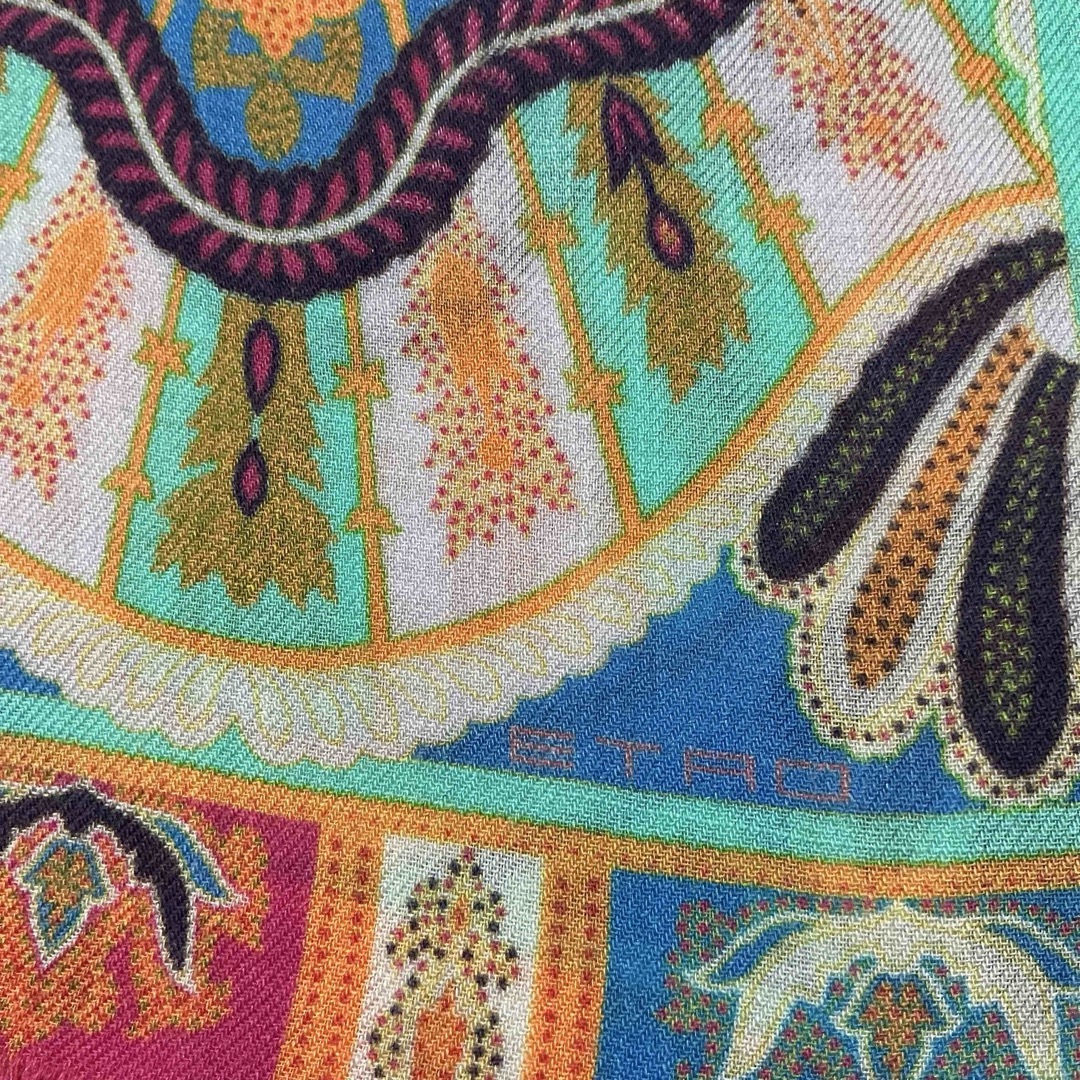 ETRO - 洗練されたデザイン ETRO 正規品 ペイズリー スカーフ ETRO - 洗練されたデザイン ETRO 正規品 ペイズリー スカーフ