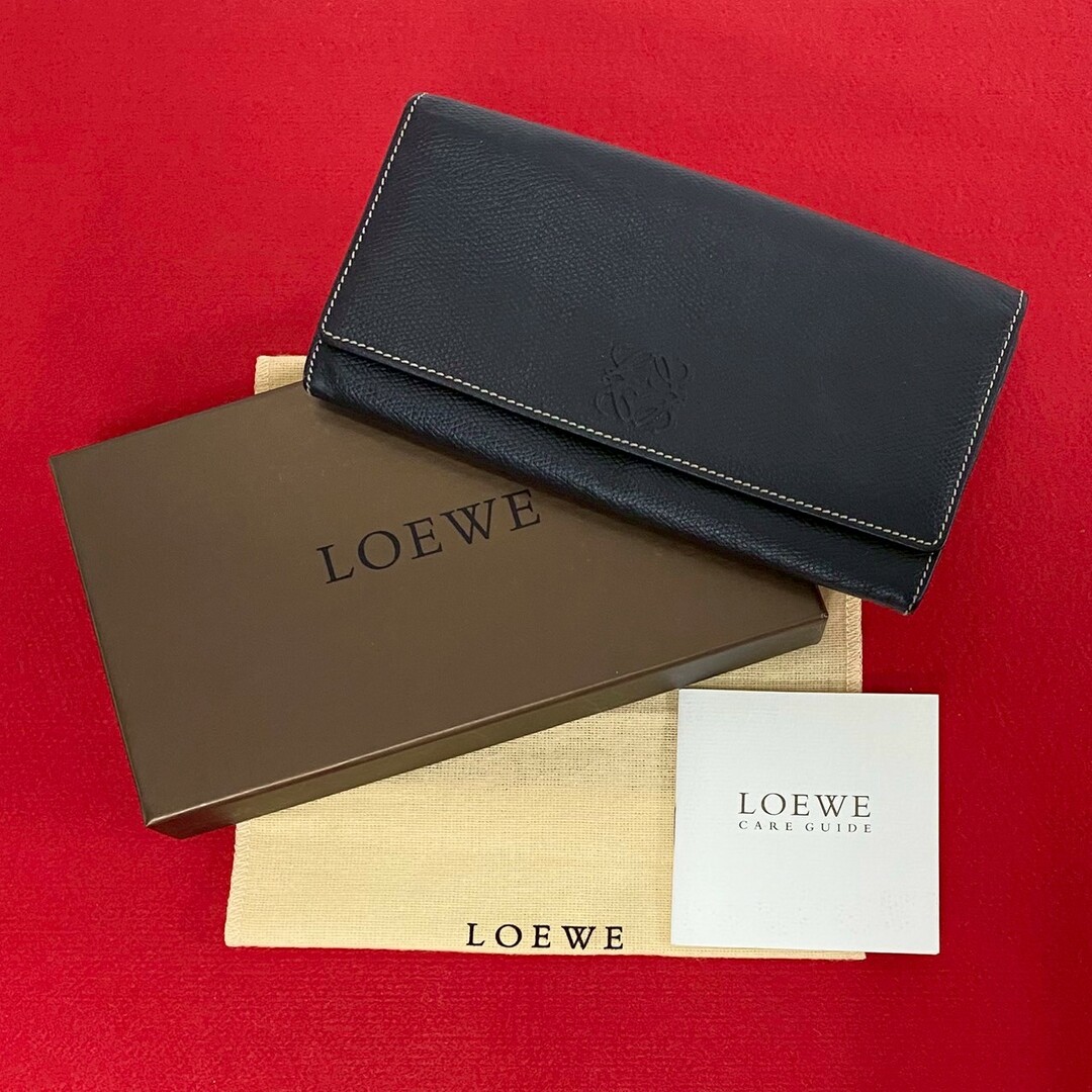 LOEWE - ほぼ未使用 希少品 箱付き LOEWE ロエベ アナグラム LOEWE - ほぼ未使用 希少品 箱付き LOEWE ロエベ アナグラム