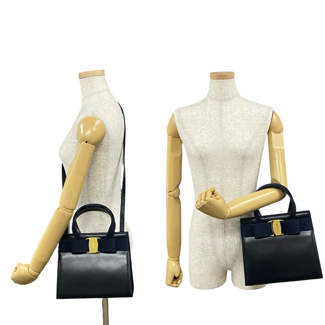 Salvatore Ferragamo - ほぼ未使用 Salvatore Ferragamo Salvatore Ferragamo - ほぼ未使用 Salvatore Ferragamo