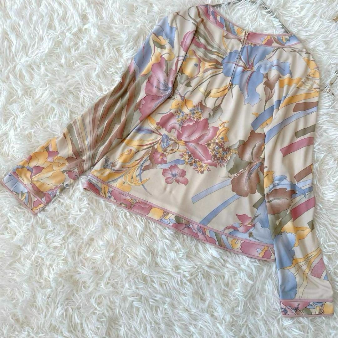 【超お買い得!】 LEONARD - 美品 レオナール♡長袖カットソー トリム カンカン 花 トップス