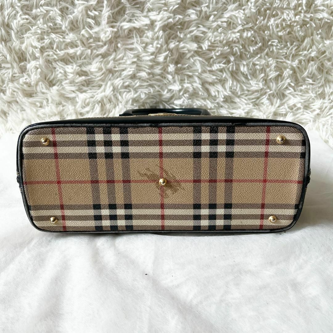 BURBERRY - 美品☆バーバリー ノバチェック シャドーホース BURBERRY - 美品☆バーバリー ノバチェック シャドーホース
