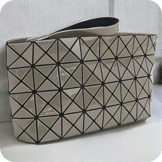 ISSEY MIYAKE(バッグ)のフリマアイテム一覧 ISSEY MIYAKE(バッグ)のフリマアイテム一覧