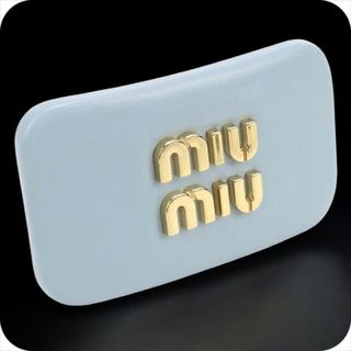 MIU MIU(ヘアアクセサリー ・ ブルー・ネイビー/青色系)の MIU MIU(ヘアアクセサリー ・ ブルー・ネイビー/青色系)の