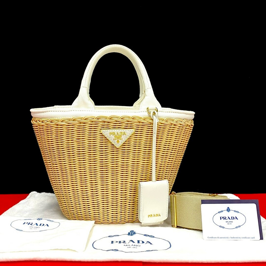 PRADA - 極 美品 PRADA プラダ ウィッカー 三角 ロゴ 金具 PRADA - 極 美品 PRADA プラダ ウィッカー 三角 ロゴ 金具