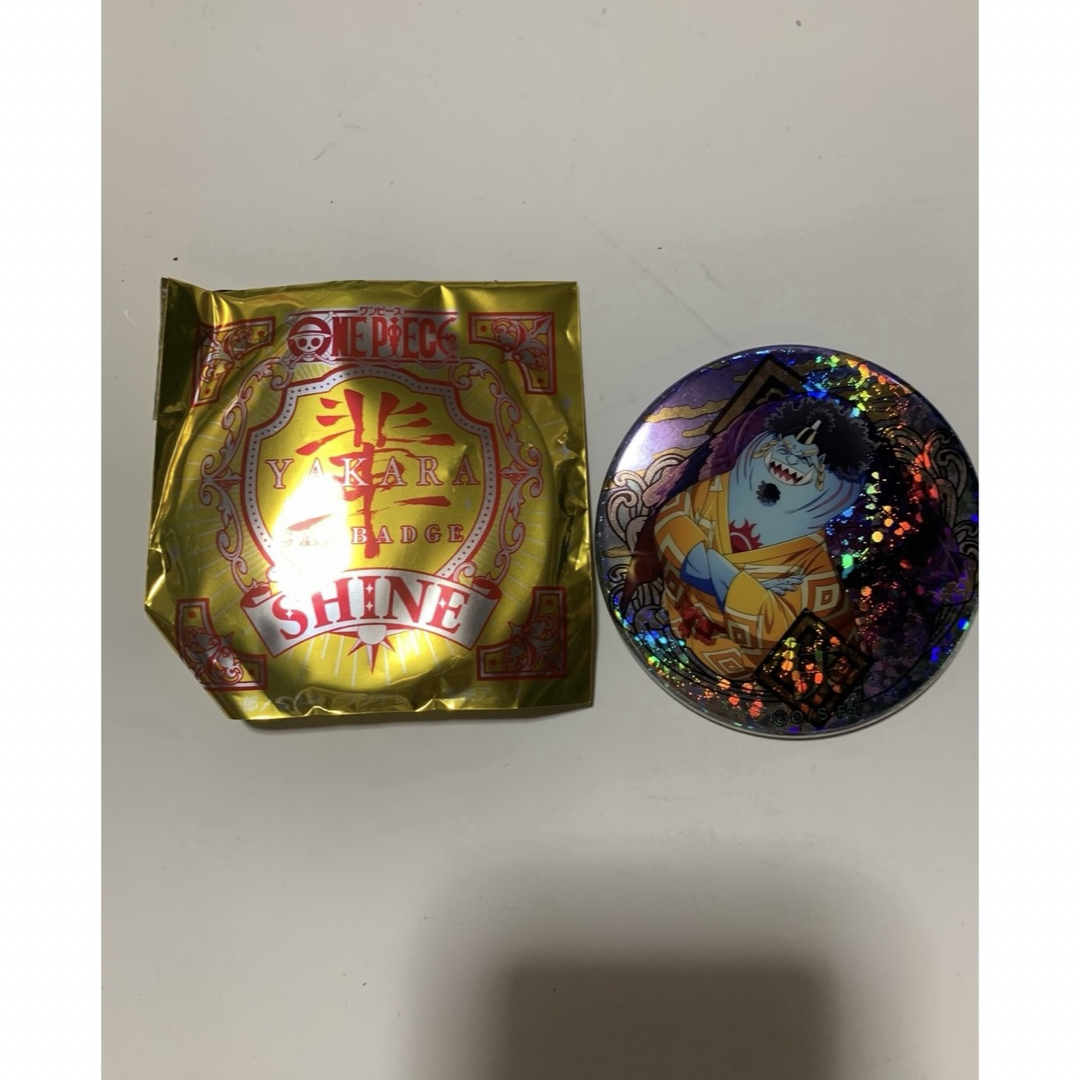 ONE PIECE - ワンピース ジンベエ 缶バッジ 輩 SHINEの通販 by ONE PIECE - ワンピース ジンベエ 缶バッジ 輩 SHINEの通販 by