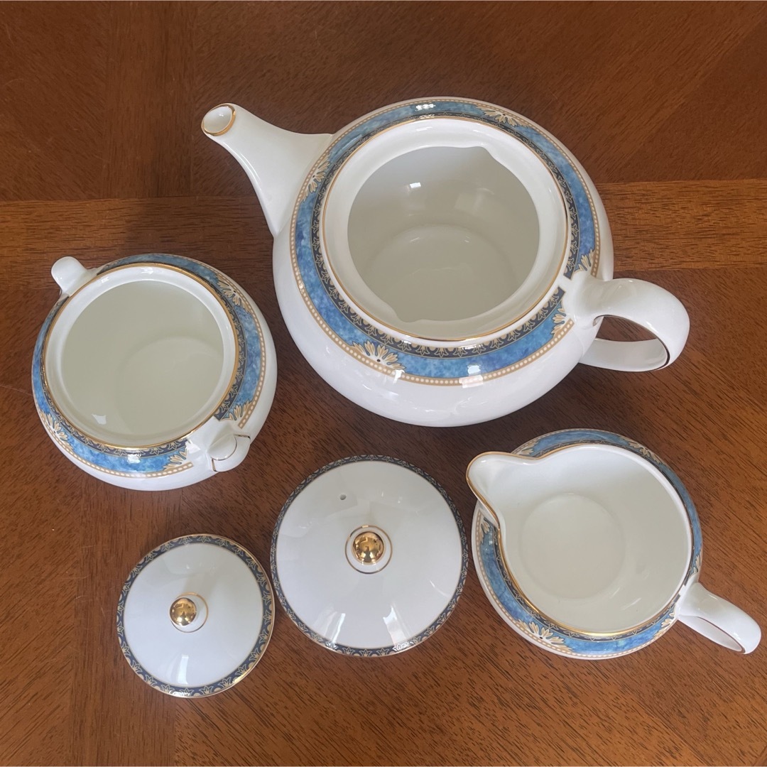 WEDGWOOD - 【黒壺美品】英国製 ウェッジウッド☆カーゾン WEDGWOOD - 【黒壺美品】英国製 ウェッジウッド☆カーゾン
