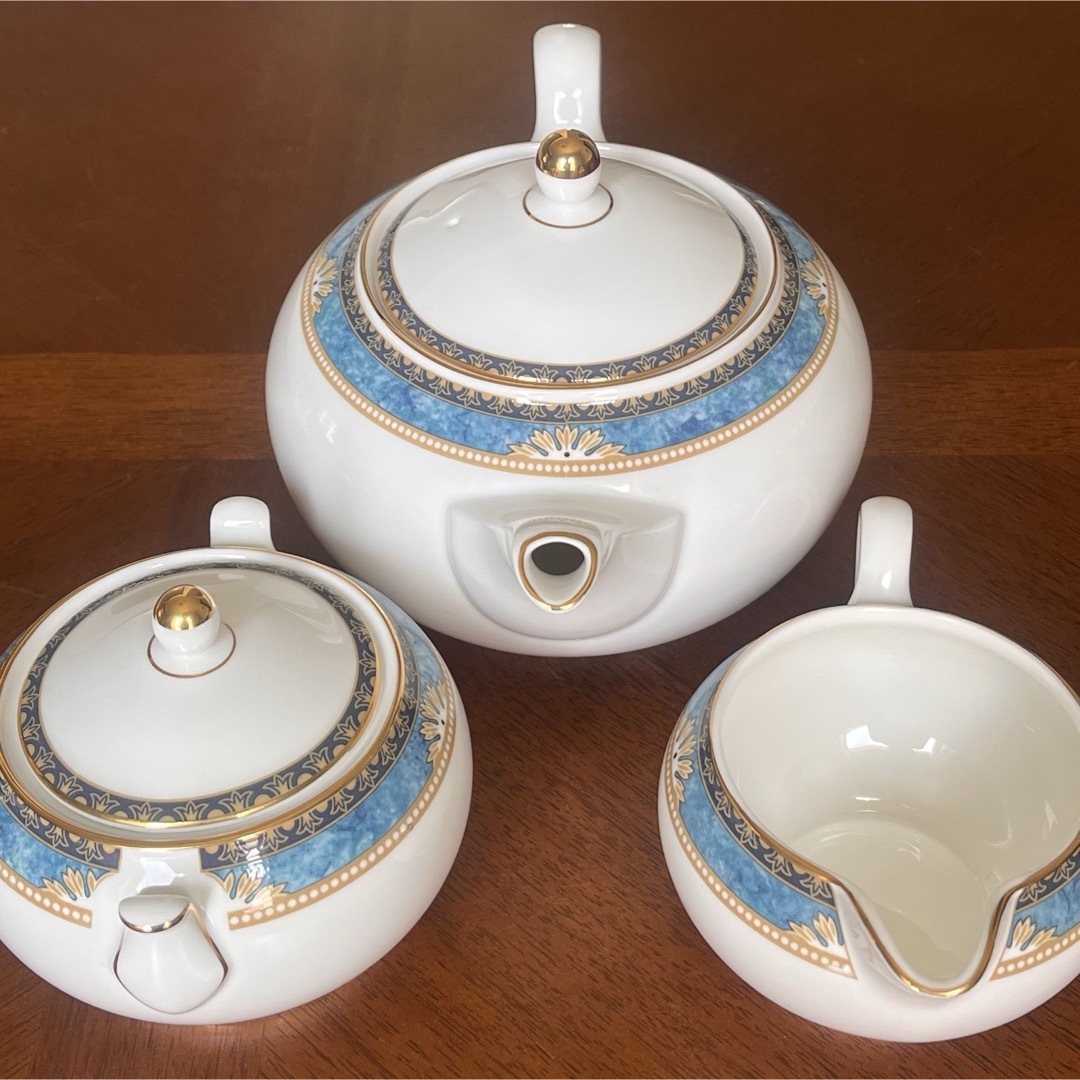 WEDGWOOD - 【黒壺美品】英国製 ウェッジウッド☆カーゾン WEDGWOOD - 【黒壺美品】英国製 ウェッジウッド☆カーゾン