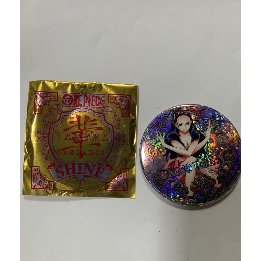 ONE PIECE - ワンピース ロビン 輩 缶バッジ SHINEの通販 by i.m ONE PIECE - ワンピース ロビン 輩 缶バッジ SHINEの通販 by i.m
