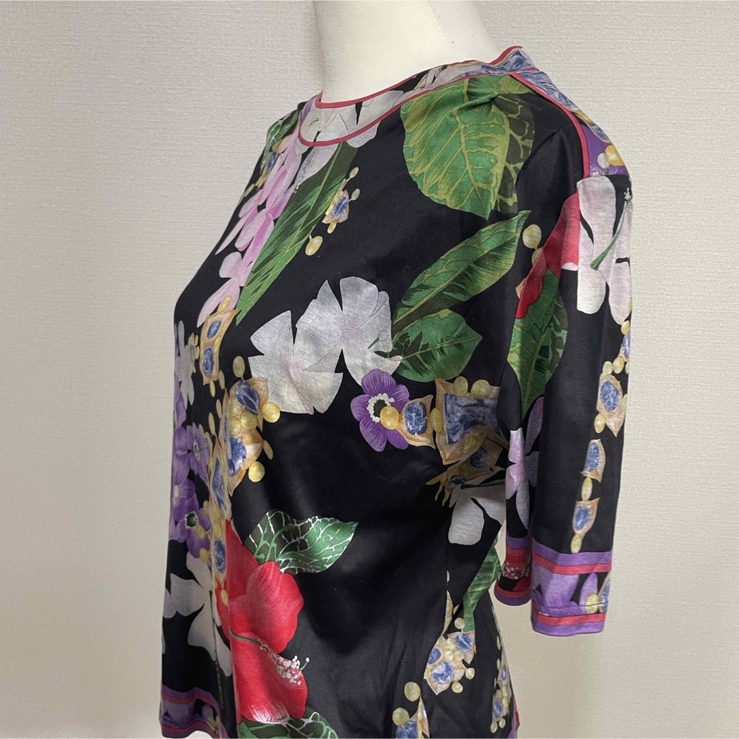 LEONARD - サイズL 花柄 レオナール 半袖 カットソー 丸首 LEONARD - サイズL 花柄 レオナール 半袖 カットソー 丸首