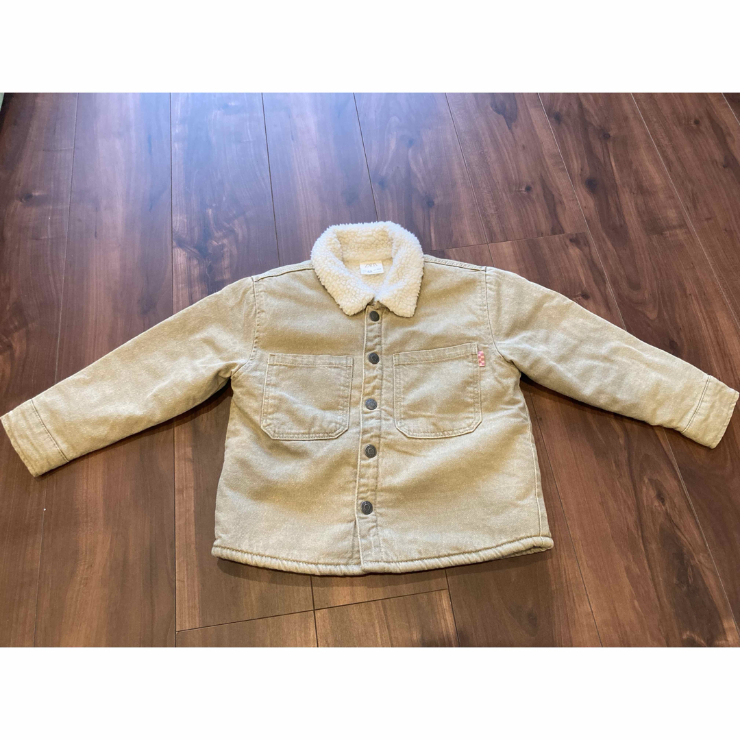 ZARA KIDS - ボア襟付きデニムジャケットの通販 by プロフ確認 ZARA KIDS - ボア襟付きデニムジャケットの通販 by プロフ確認